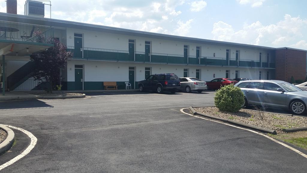 Huntingdon Motor Inn ภายนอก รูปภาพ
