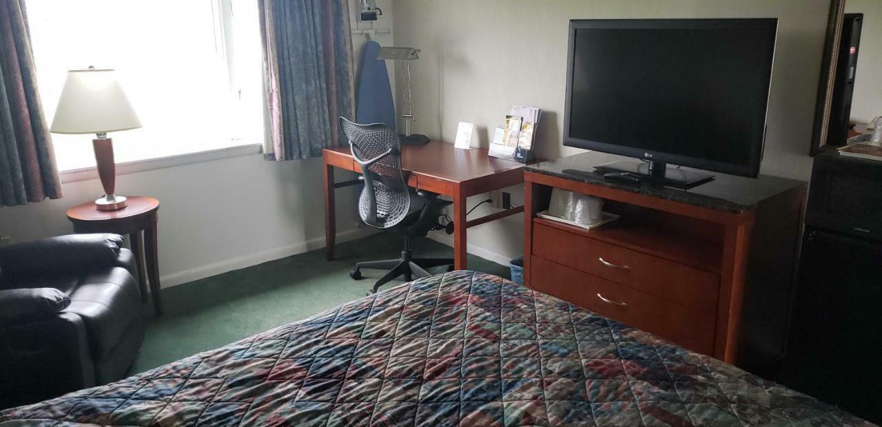 Huntingdon Motor Inn ภายนอก รูปภาพ